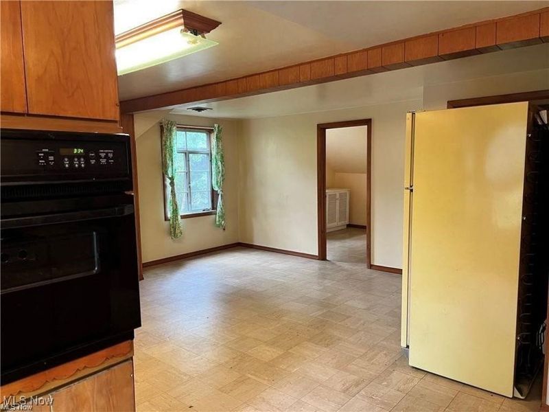 8581 Fair Road, Strongsville, OH 44149 Photo 6