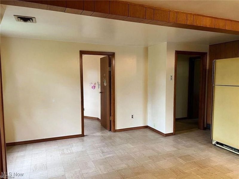 8581 Fair Road, Strongsville, OH 44149 Photo 7