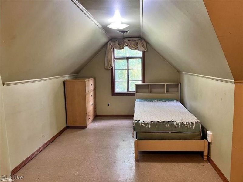 8581 Fair Road, Strongsville, OH 44149 Photo 8