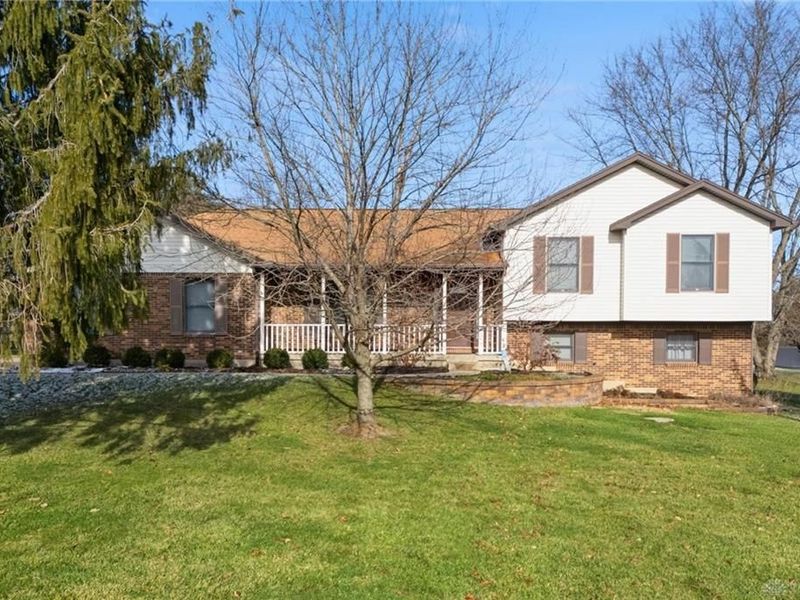 4290 Laura Marie Drive, Waynesville, OH 45068 Photo 1