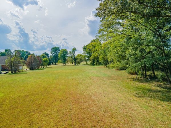 6616 Old Zion Rd , Columbia, TN 38401