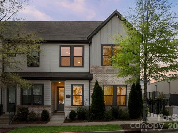 6343 Southgrove Street, Charlotte, NC 28277
