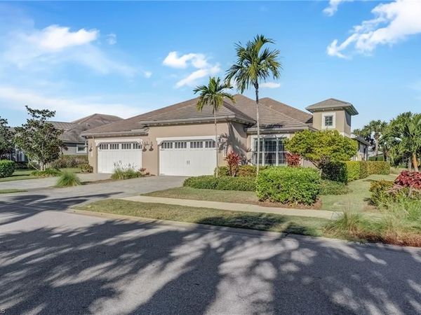 7002 Dominica DR, NAPLES, FL 34113