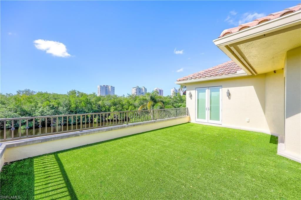 8057 Via Vecchia, Naples, FL 34108 Photo