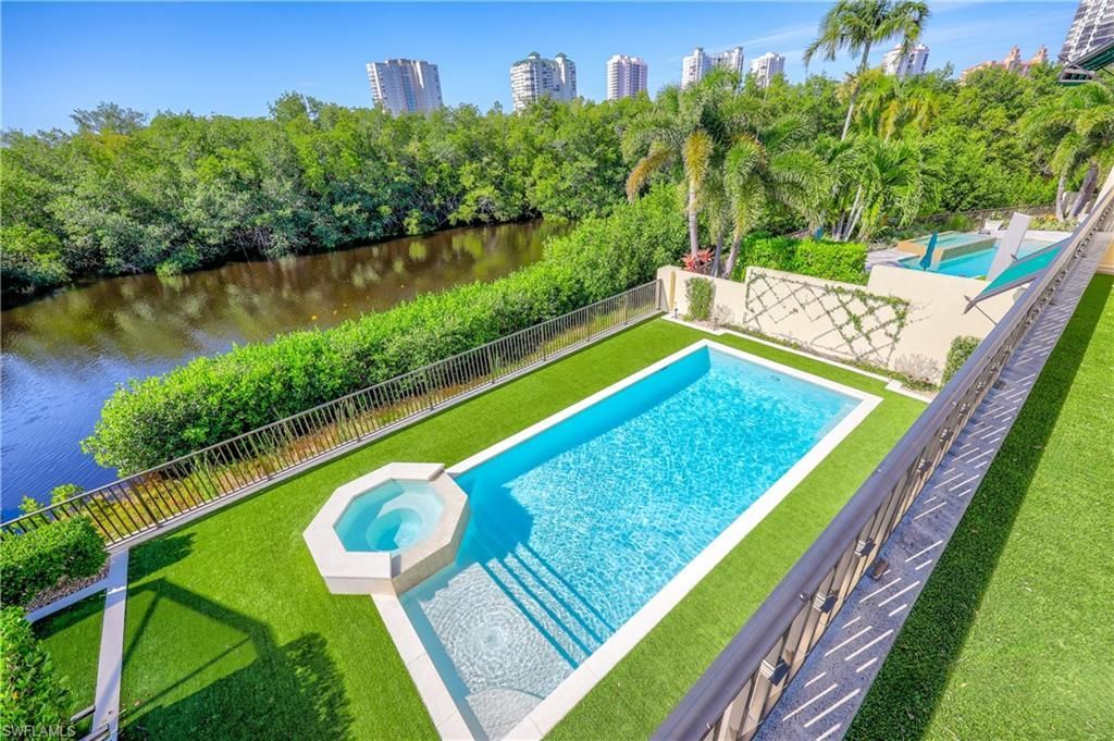 8057 Via Vecchia, Naples, FL 34108 Photo
