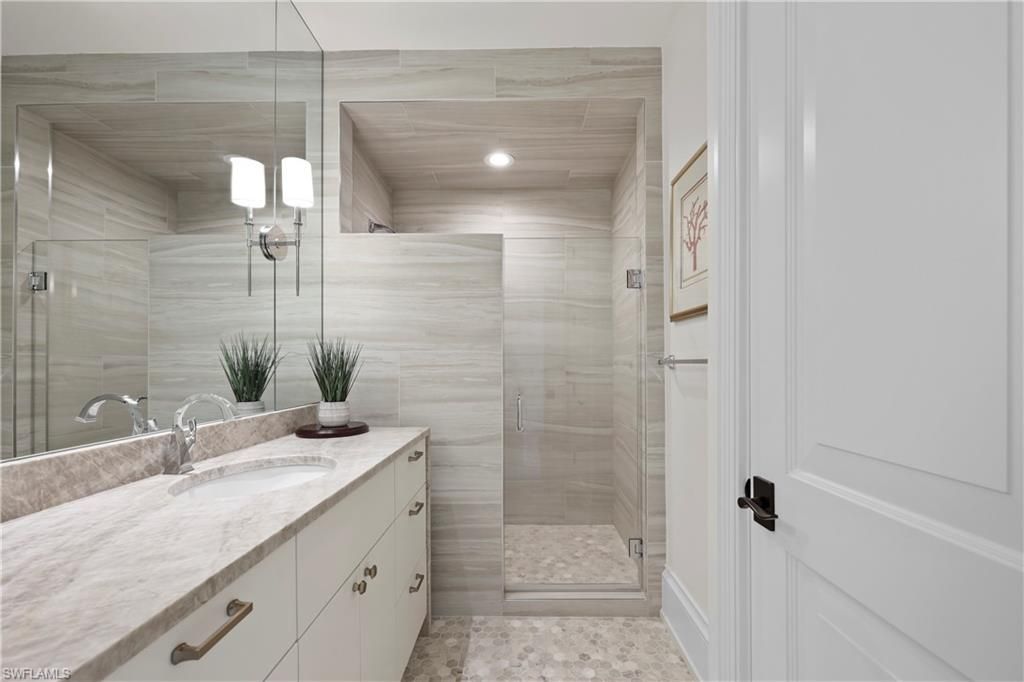 8057 Via Vecchia, Naples, FL 34108 Photo
