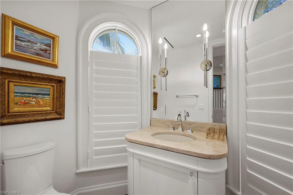 8057 Via Vecchia, Naples, FL 34108 Photo