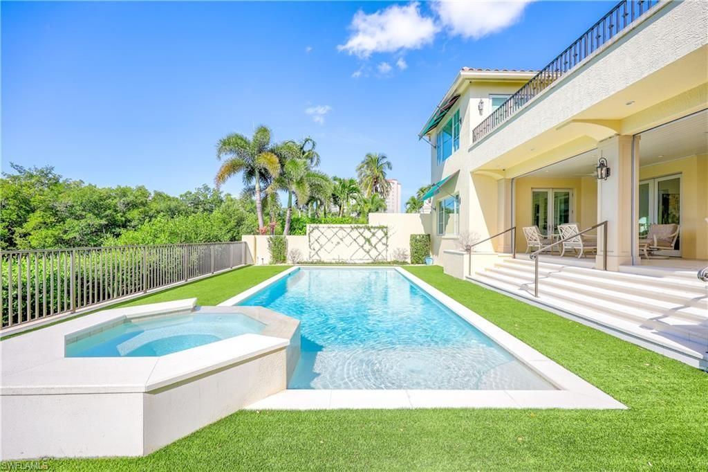 8057 Via Vecchia, Naples, FL 34108 Photo