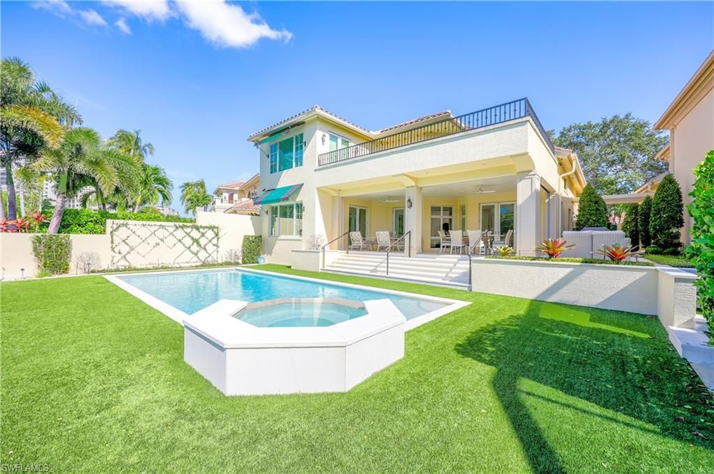 8057 Via Vecchia, Naples, FL 34108 Photo