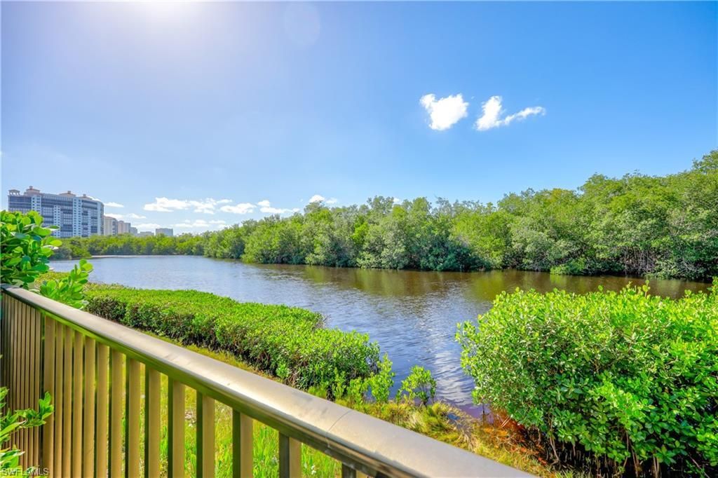 8057 Via Vecchia, Naples, FL 34108 Photo