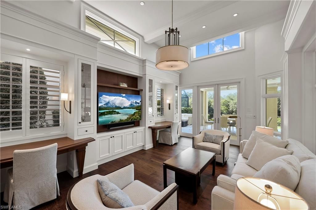 8057 Via Vecchia, Naples, FL 34108 Photo