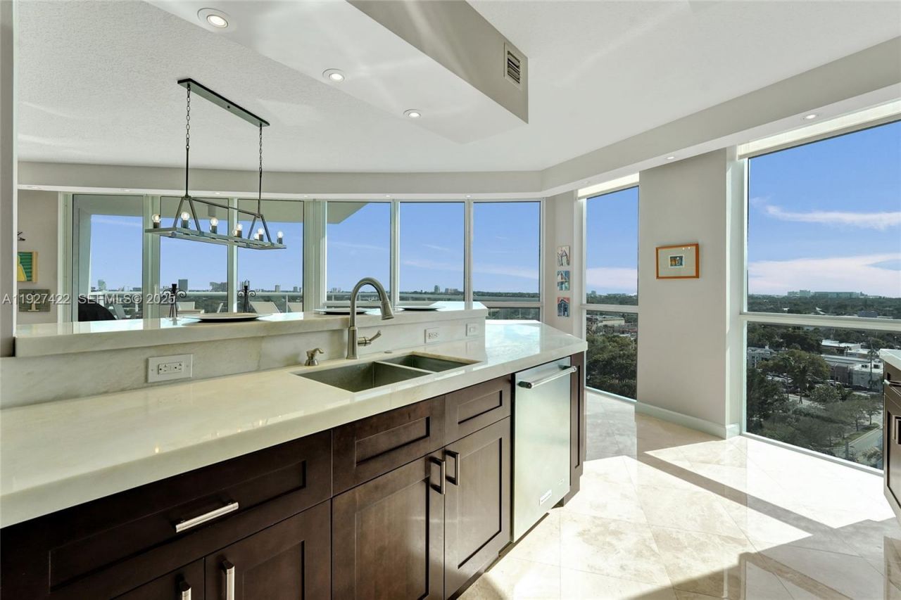 111 SE 8th Ave, Unit 1101, Fort Lauderdale, FL 33301 Photo