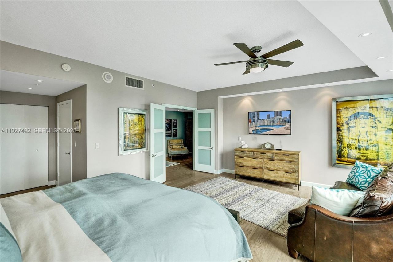 111 SE 8th Ave, Unit 1101, Fort Lauderdale, FL 33301 Photo