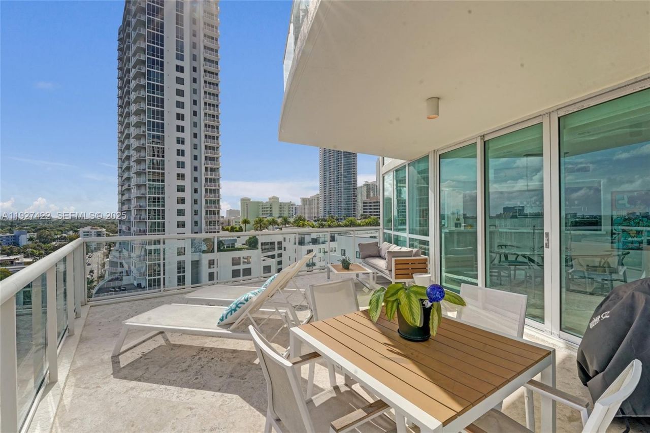 111 SE 8th Ave, Unit 1101, Fort Lauderdale, FL 33301 Photo