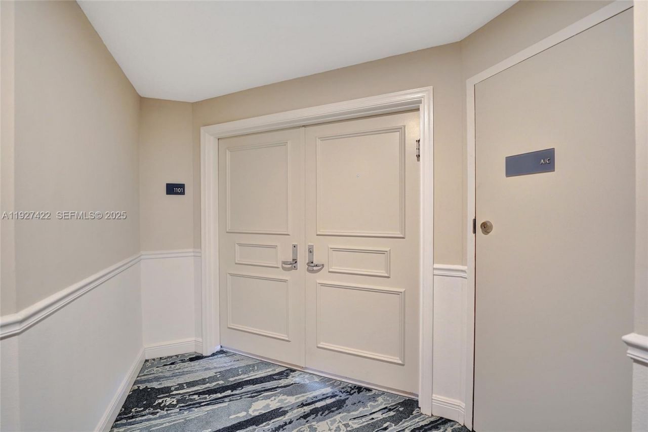 111 SE 8th Ave, Unit 1101, Fort Lauderdale, FL 33301 Photo