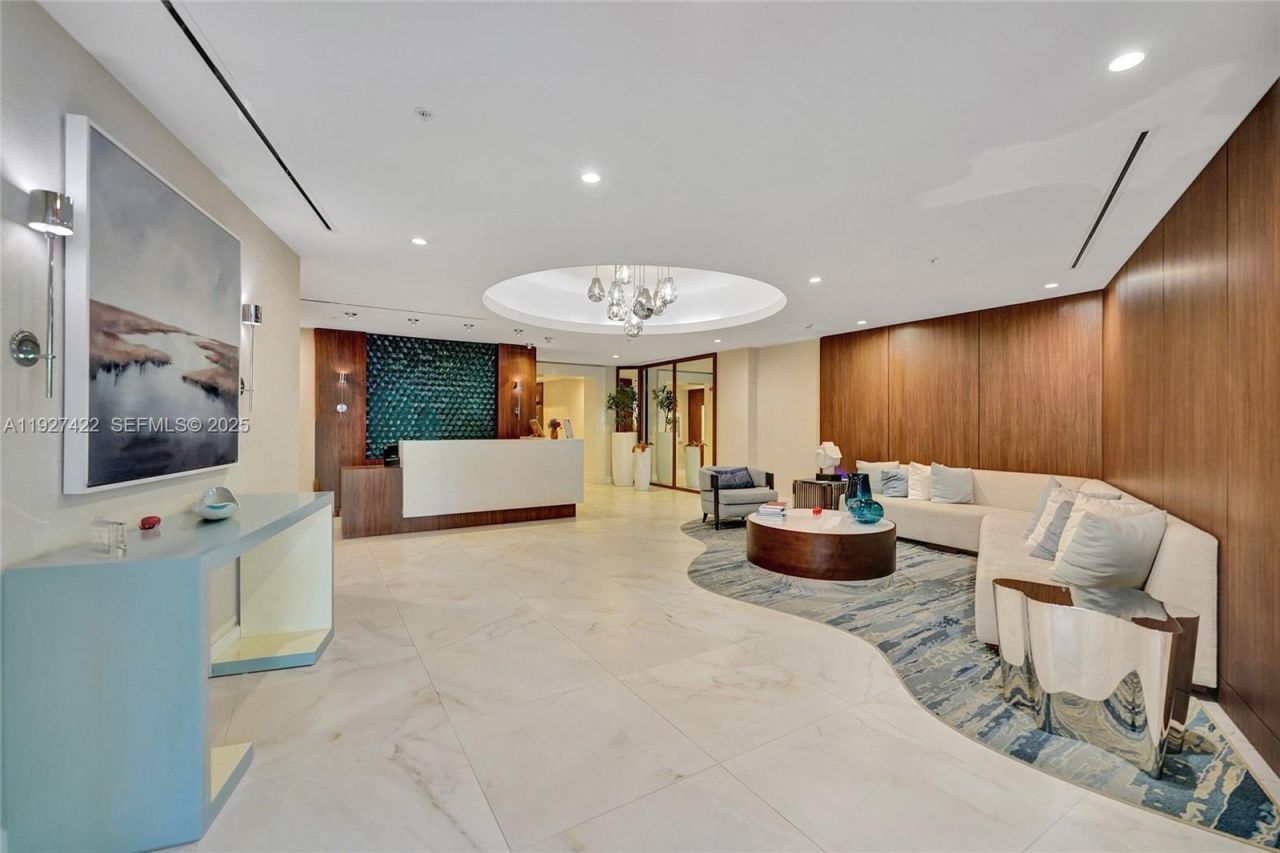 111 SE 8th Ave, Unit 1101, Fort Lauderdale, FL 33301 Photo