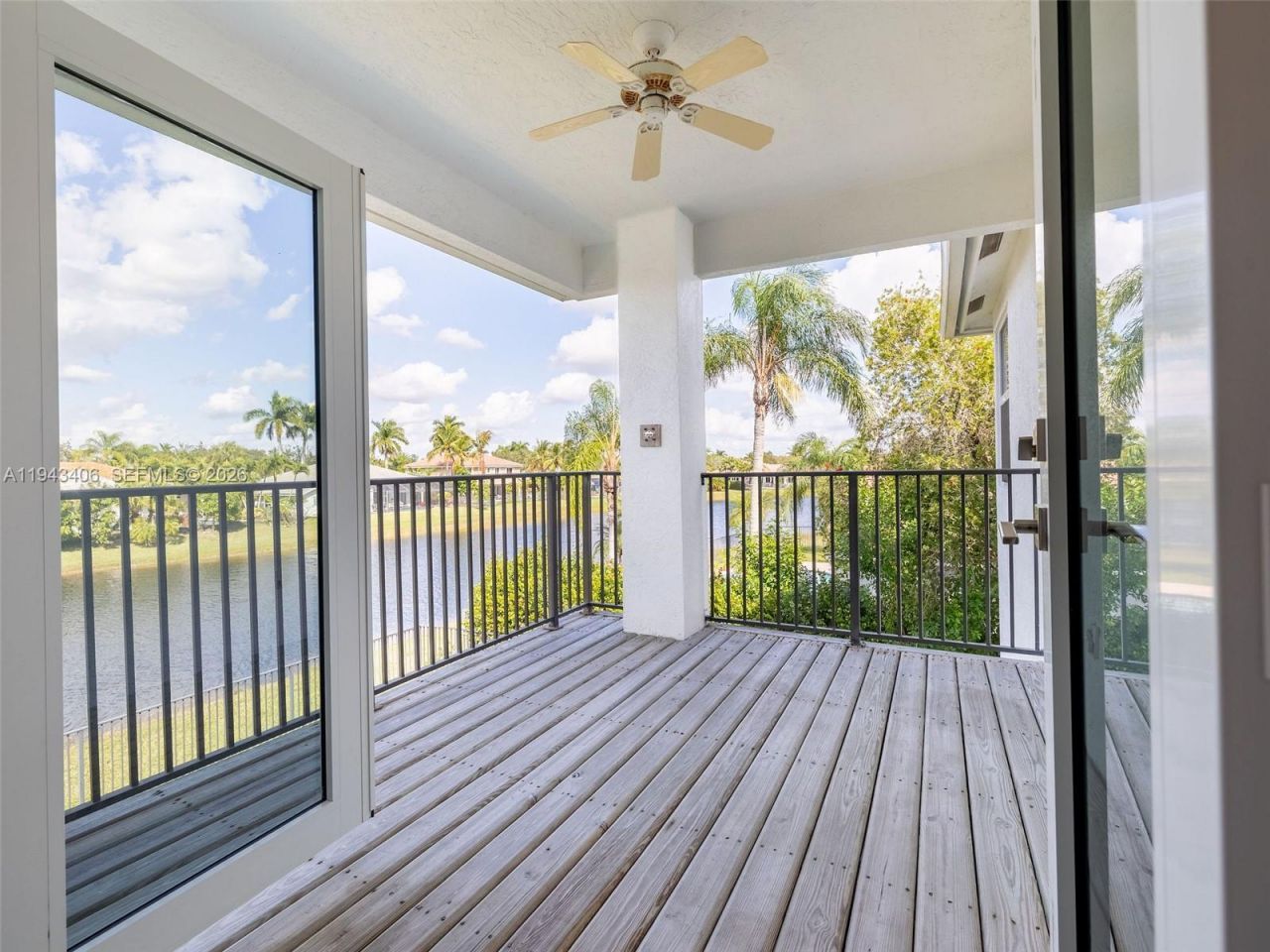 2763 Oakbrook Dr, Weston, FL 33332 Photo