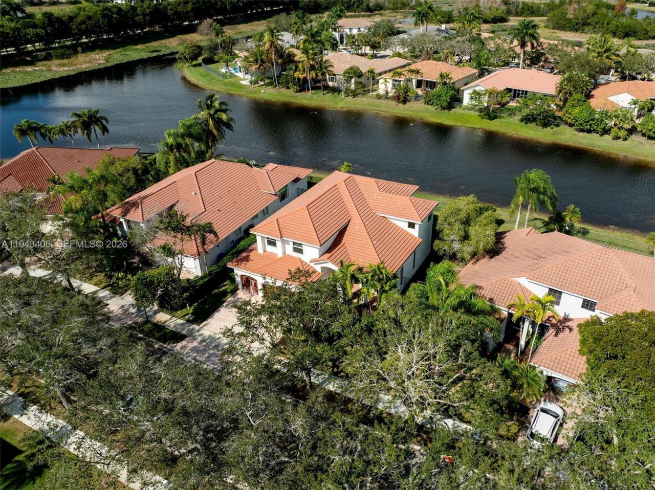 2763 Oakbrook Dr, Weston, FL 33332 Photo