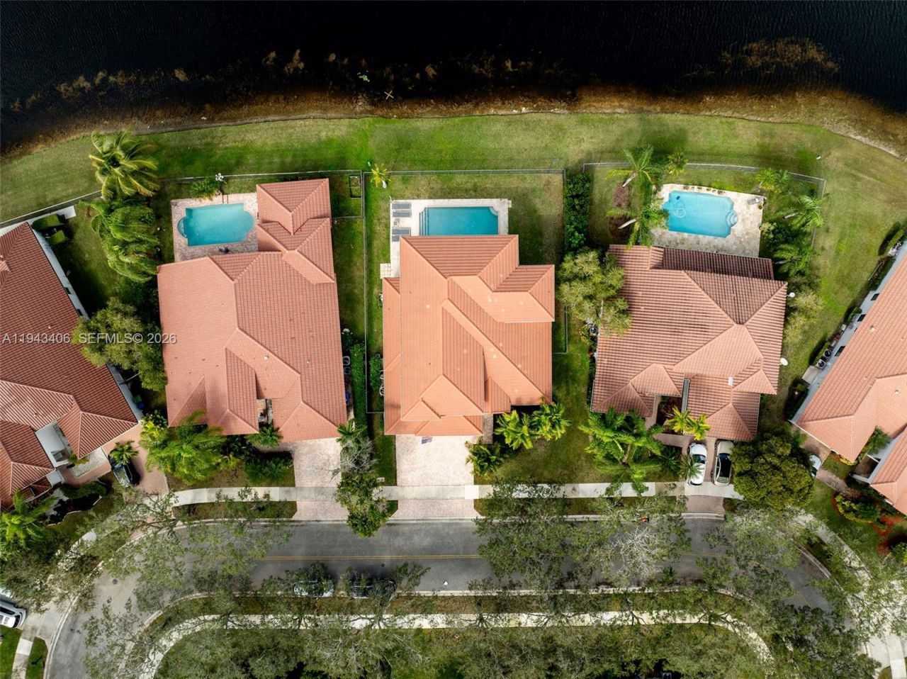 2763 Oakbrook Dr, Weston, FL 33332 Photo