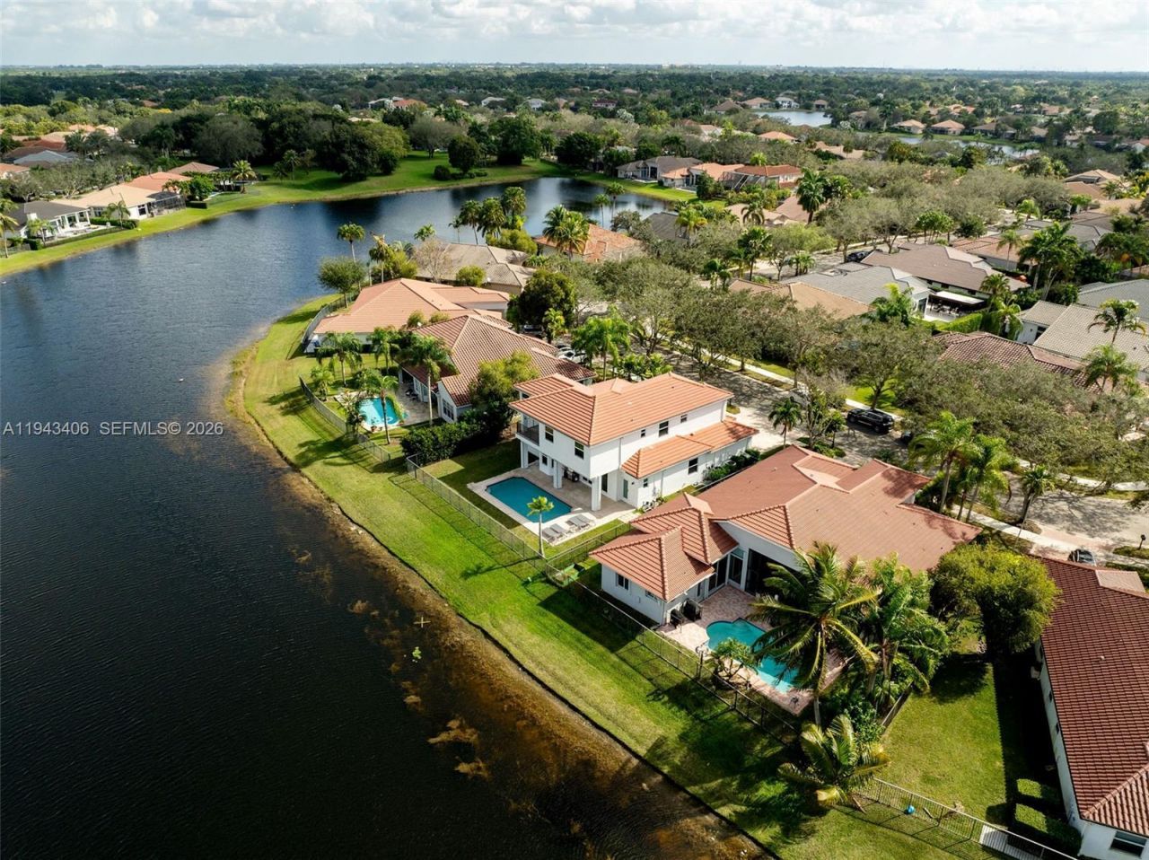 2763 Oakbrook Dr, Weston, FL 33332 Photo