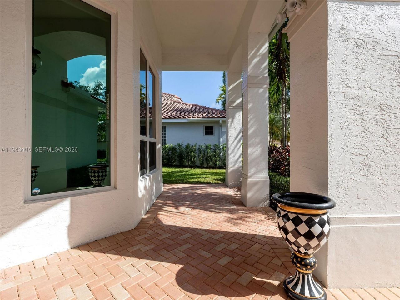 2763 Oakbrook Dr, Weston, FL 33332 Photo