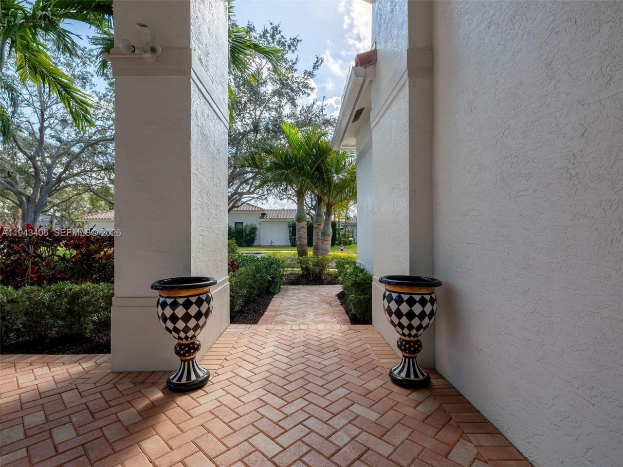 2763 Oakbrook Dr, Weston, FL 33332 Photo