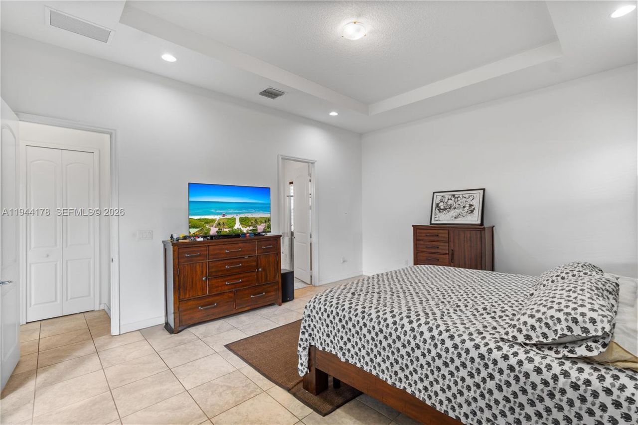 15102 SW 177th Ter, Miami, FL 33187 Photo