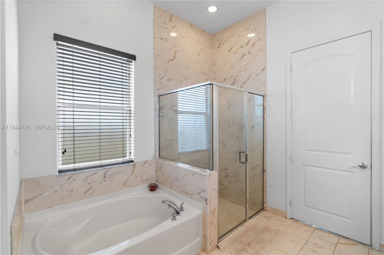 15102 SW 177th Ter, Miami, FL 33187 Photo