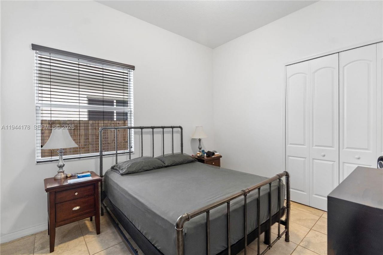 15102 SW 177th Ter, Miami, FL 33187 Photo