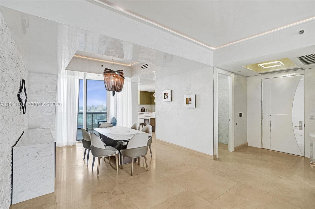 15901 Collins Ave, Unit 3006, Sunny Isles Beach, FL 33160 Photo