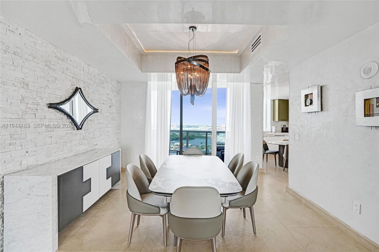 15901 Collins Ave, Unit 3006, Sunny Isles Beach, FL 33160 Photo