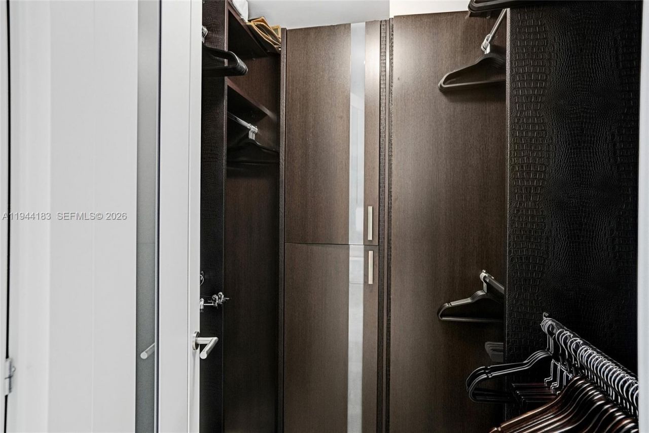 15901 Collins Ave, Unit 3006, Sunny Isles Beach, FL 33160 Photo