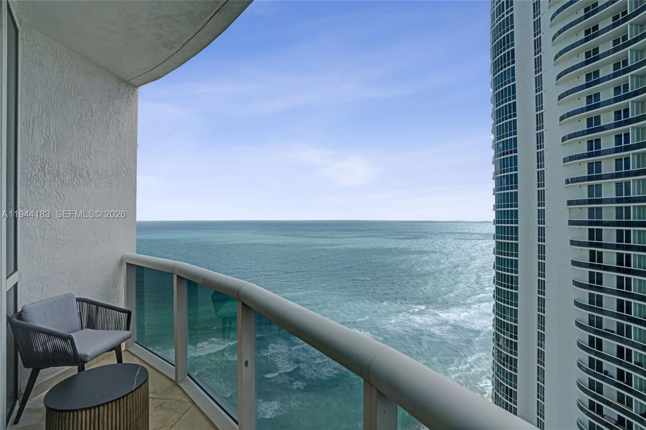 15901 Collins Ave, Unit 3006, Sunny Isles Beach, FL 33160 Photo