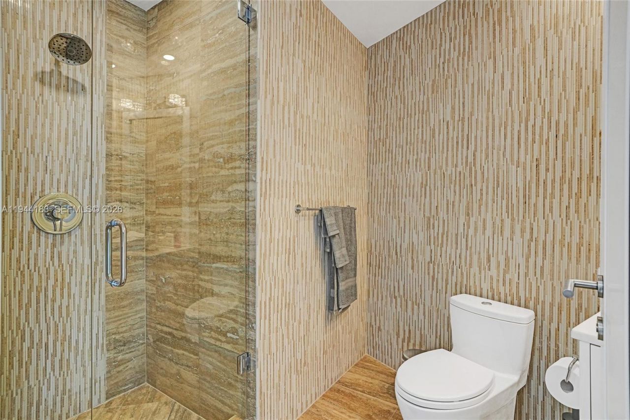 15901 Collins Ave, Unit 3006, Sunny Isles Beach, FL 33160 Photo