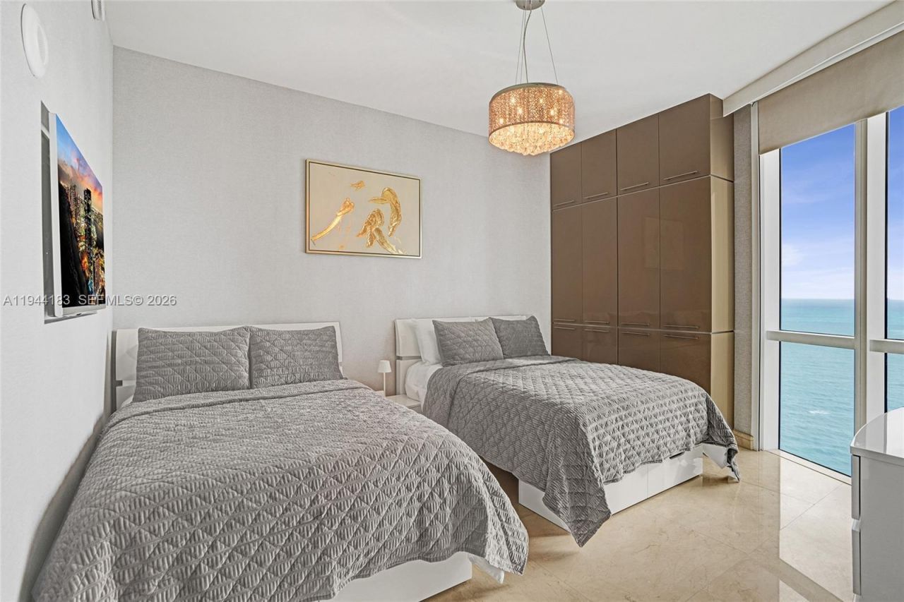 15901 Collins Ave, Unit 3006, Sunny Isles Beach, FL 33160 Photo