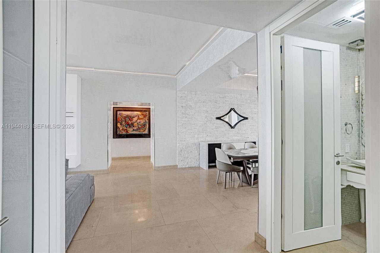 15901 Collins Ave, Unit 3006, Sunny Isles Beach, FL 33160 Photo