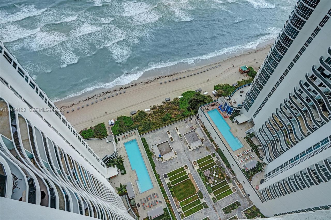 15901 Collins Ave, Unit 3006, Sunny Isles Beach, FL 33160 Photo