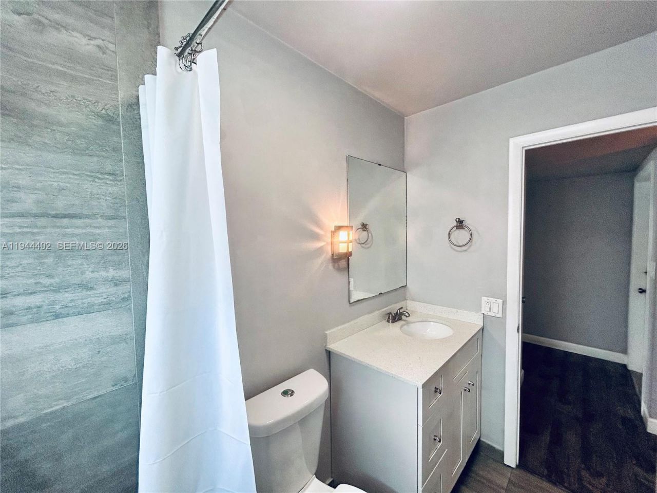 2300 Park Ln, Unit 201, Hollywood, FL 33021 Photo