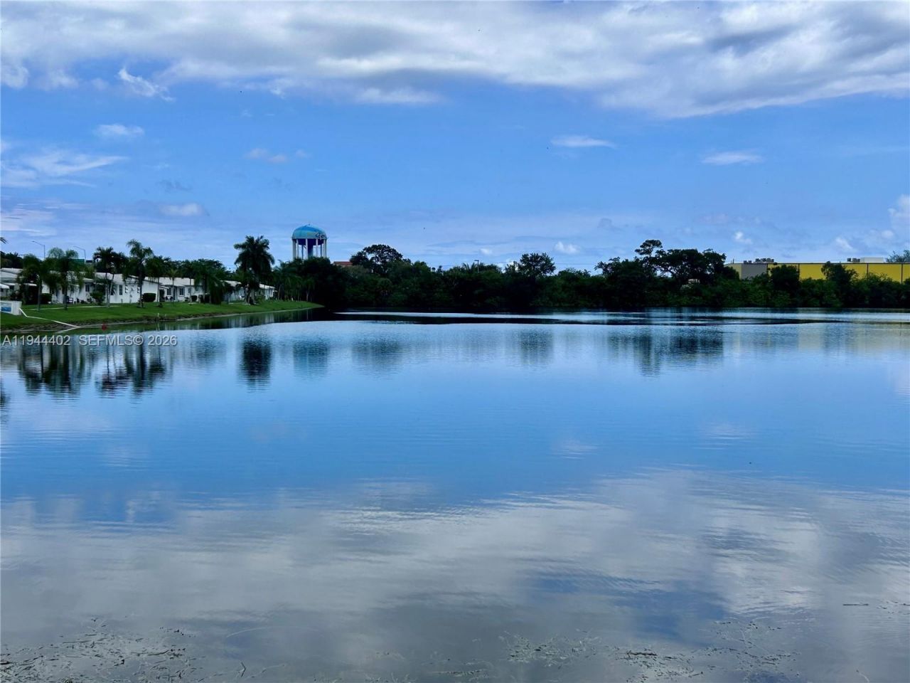 2300 Park Ln, Unit 201, Hollywood, FL 33021 Photo