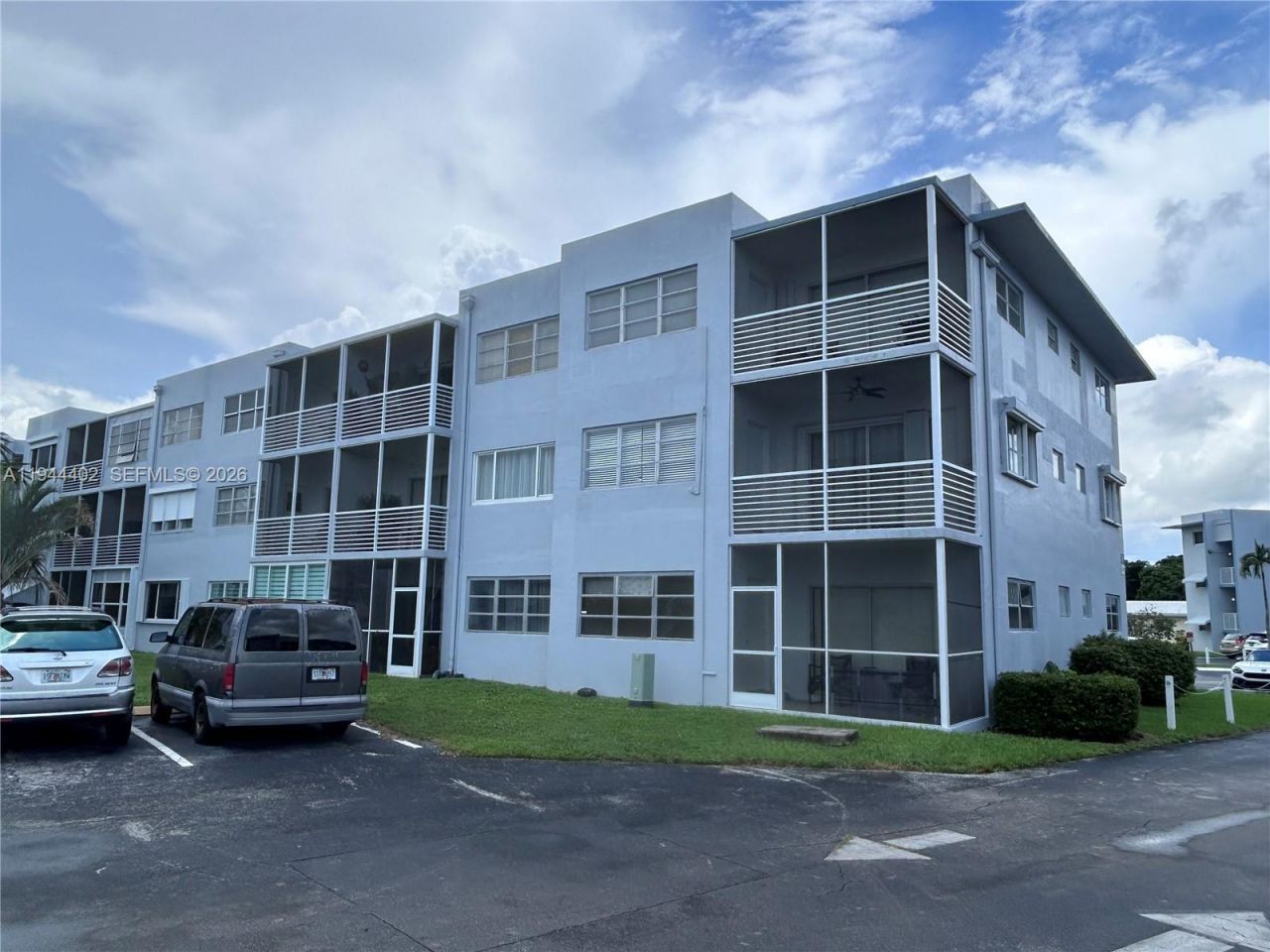 2300 Park Ln, Unit 201, Hollywood, FL 33021 Photo