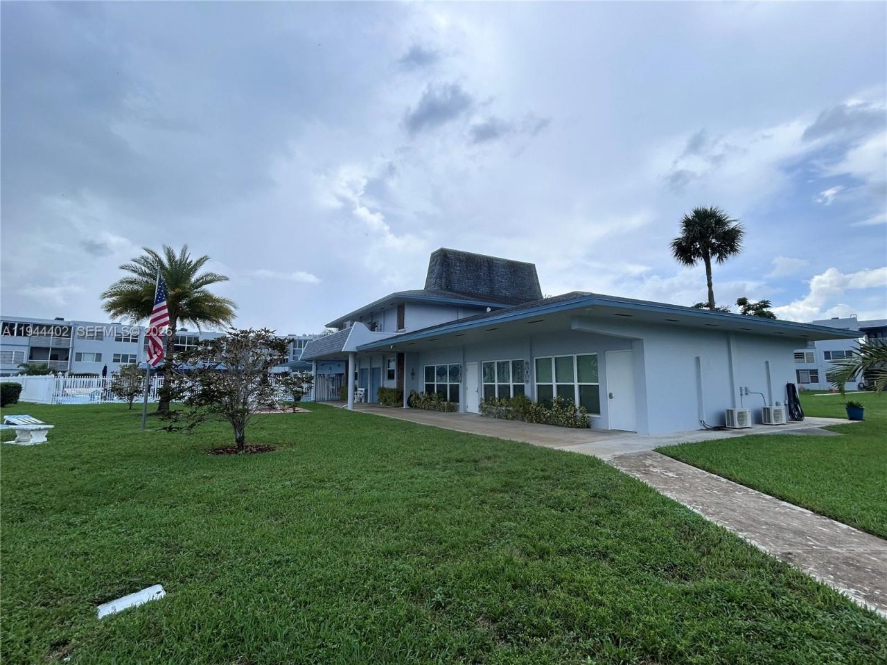 2300 Park Ln, Unit 201, Hollywood, FL 33021 Photo
