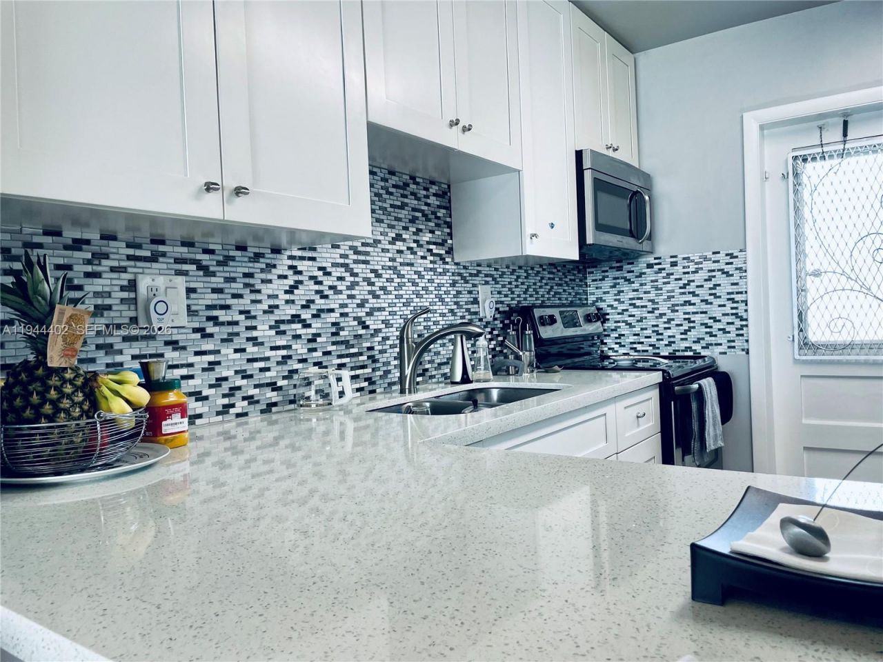 2300 Park Ln , Unit 201, Hollywood, FL 33021 Photo