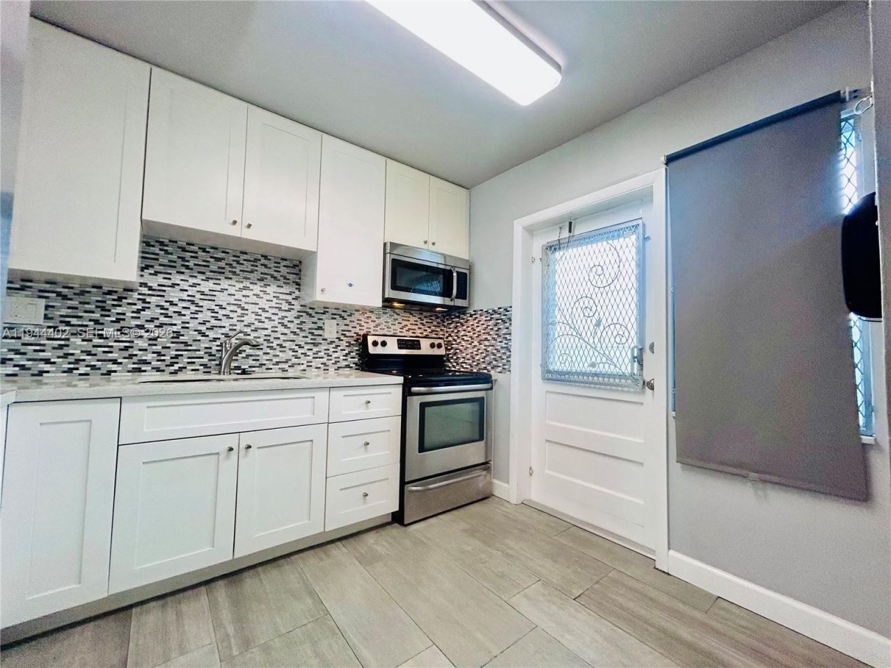 2300 Park Ln, Unit 201, Hollywood, FL 33021 Photo