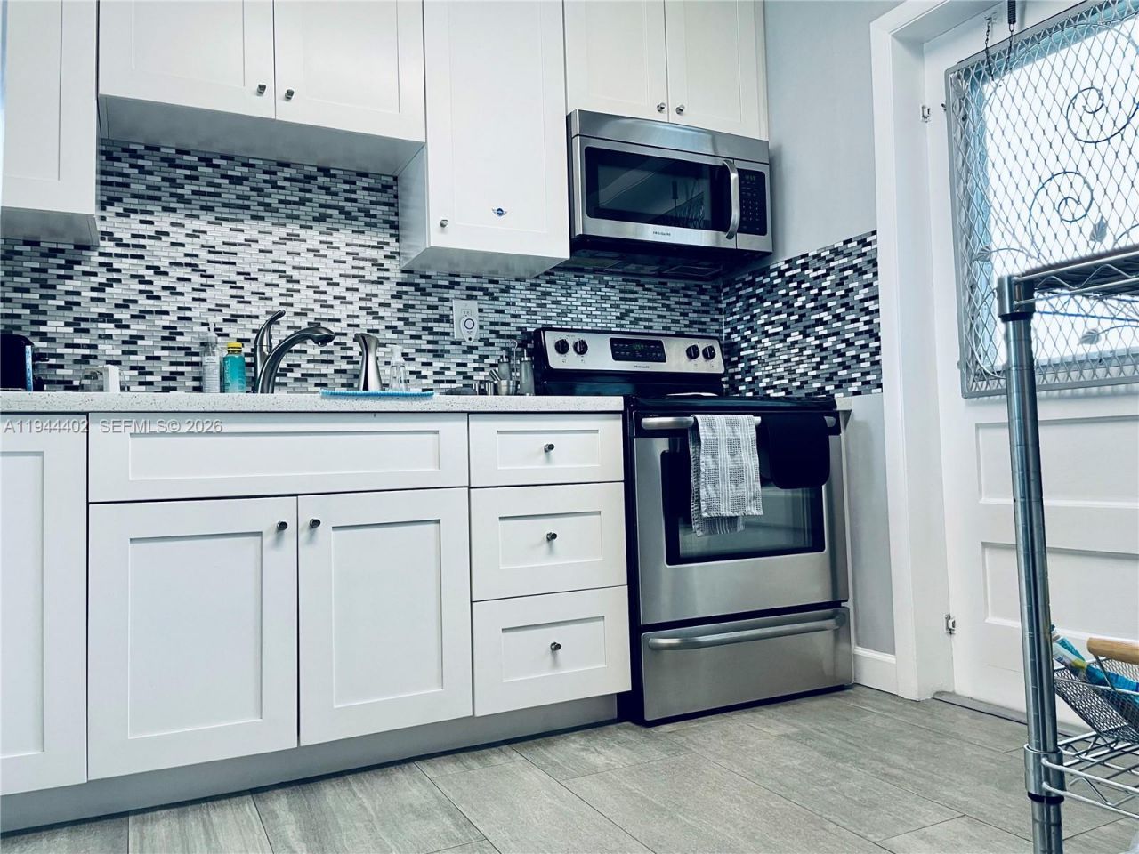 2300 Park Ln , Unit 201, Hollywood, FL 33021 Photo