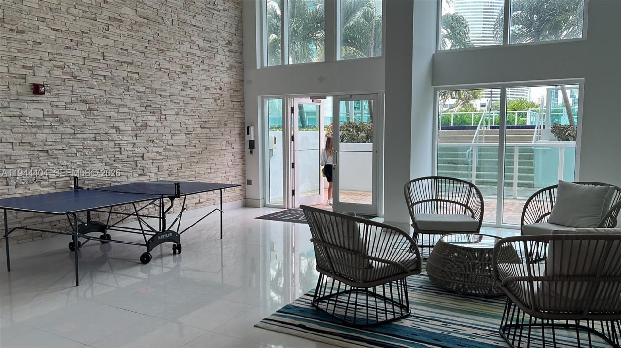 41 SE 5th St, Unit 1215, Miami, FL 33131 Photo