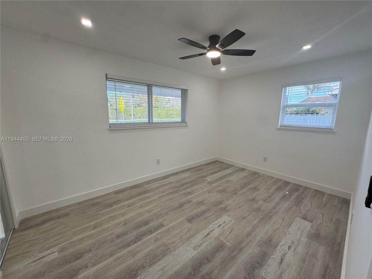 8600 Taft St, Pembroke Pines, FL 33024 Photo