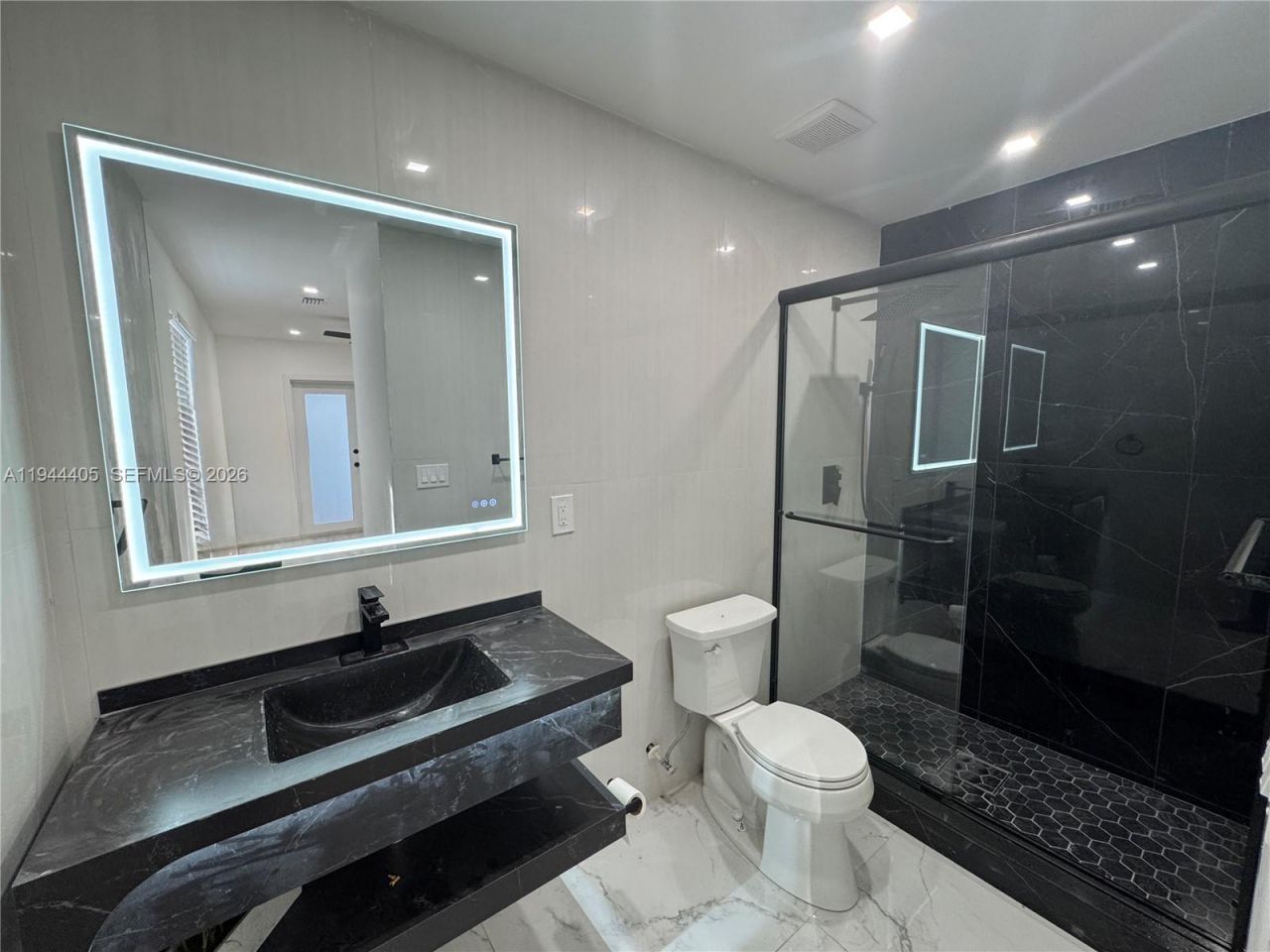 8600 Taft St, Pembroke Pines, FL 33024 Photo