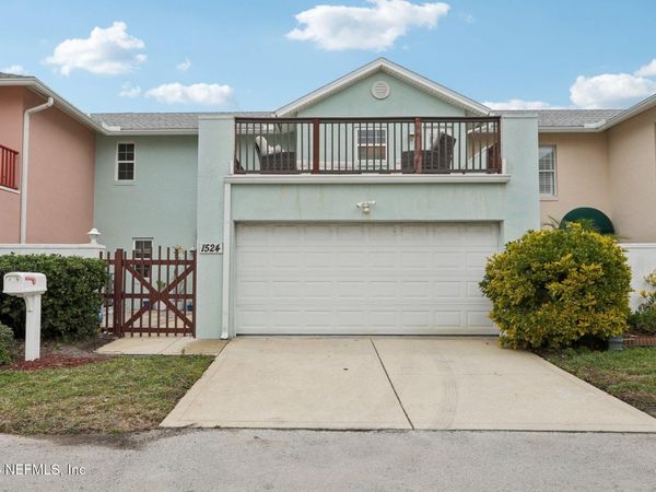 1524 1ST Street S, Jacksonville Beach, FL 32250
