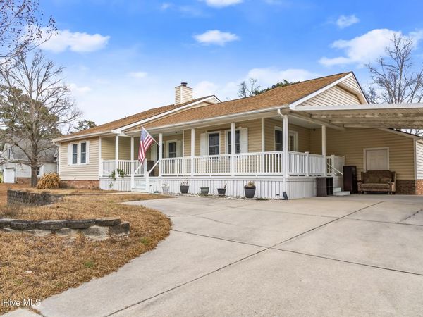 9209 Hornigold Avenue, Oriental, NC 28571