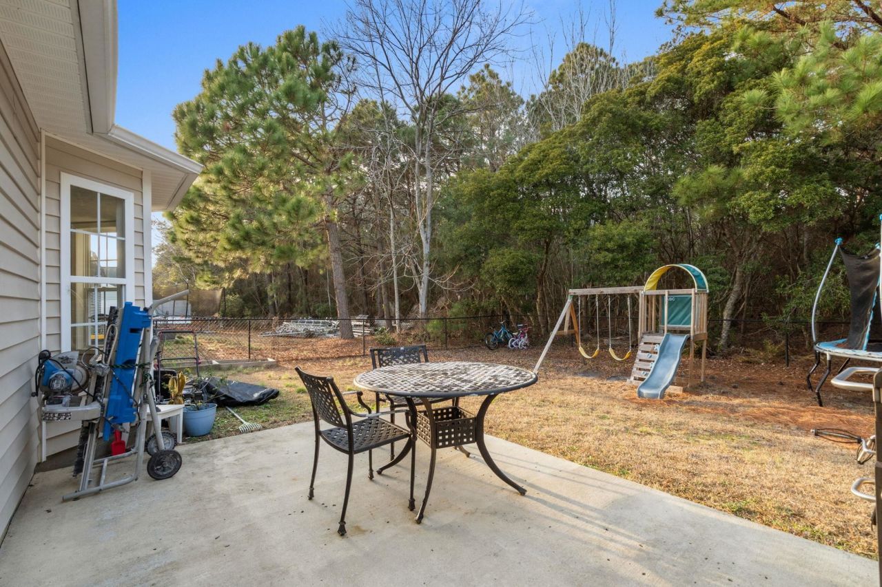 452 West Perry Rd. Photo 11